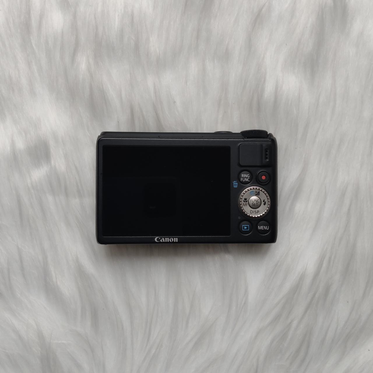 📷 Used Canon PowerShot S100 | 12MP Compact Digital Camera – Boxed + Waterproof Case | Complete Set 🔥🌸