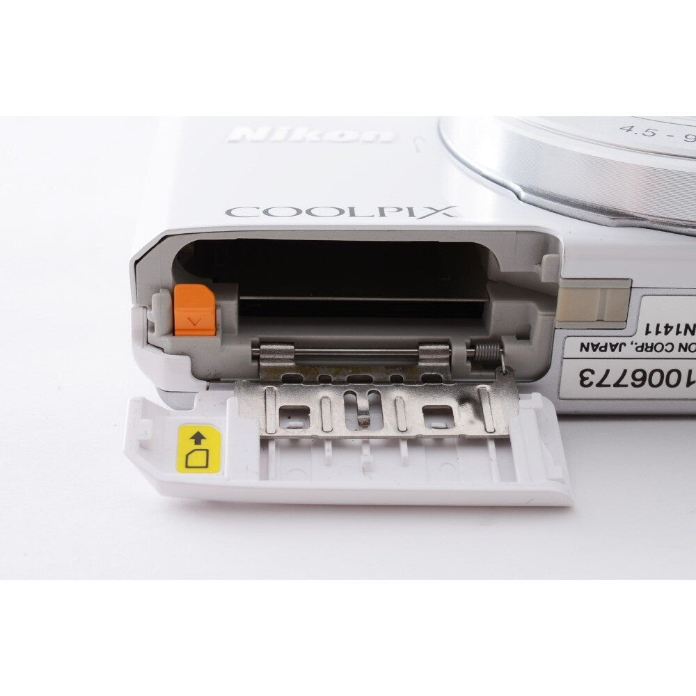 COOLPIX S7000 Digital Camera 20x Optical Zoom Built-in Wi-Fi AF Lock White