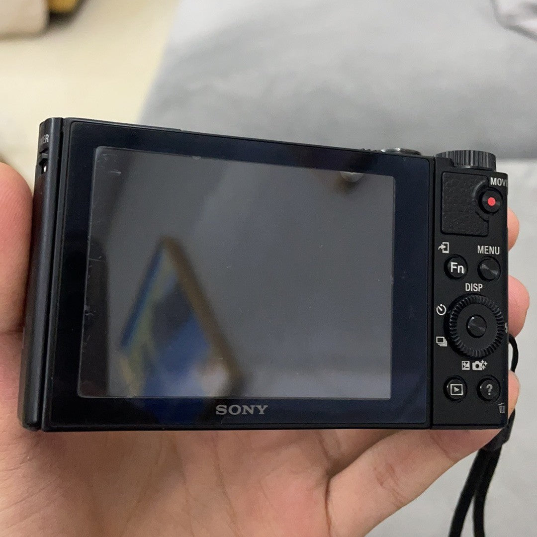 Cyber-shot DSC-HX90 Digital Camera 18.2MP 30x Optical Zoom with Accessories