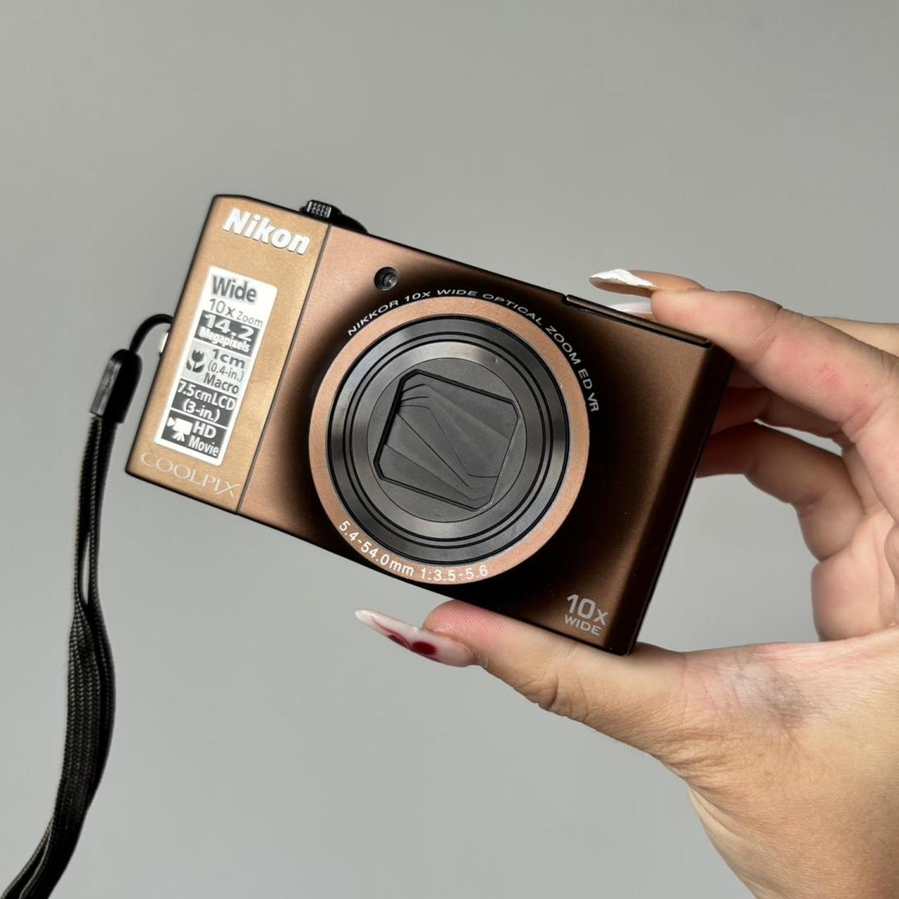 📷 Used Nikon Coolpix S8000 | 14MP Compact Camera | 10x Zoom + External Flash | Full Set (Brown) 🔥 🌸