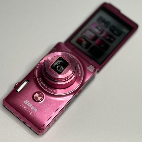 📷 Used Nikon Coolpix S6900 💖 RARE Hot Pink Digital Cutie | Flip Screen Digicam 🎀 | Full Starter Set 🔥🌸