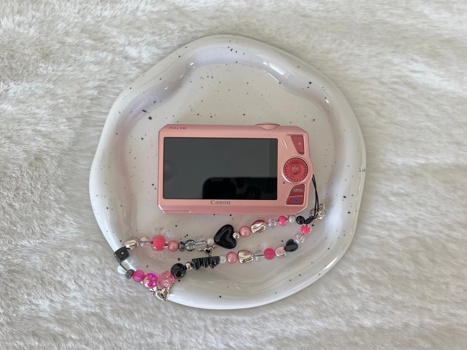 📷 Used Canon pink Ixy50S digital camera 🔥🌸